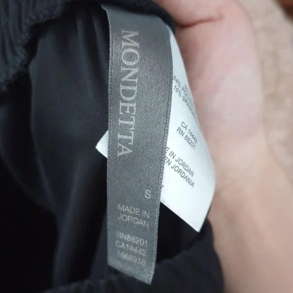 Mondetta Active Black Bermuda Shorts Size Small NWT - Picture 6 of 6